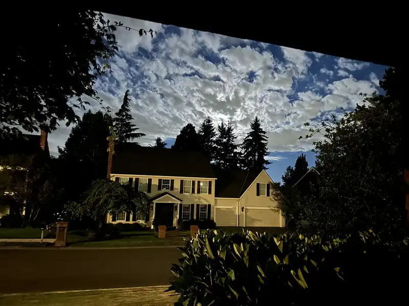 Moon over LO