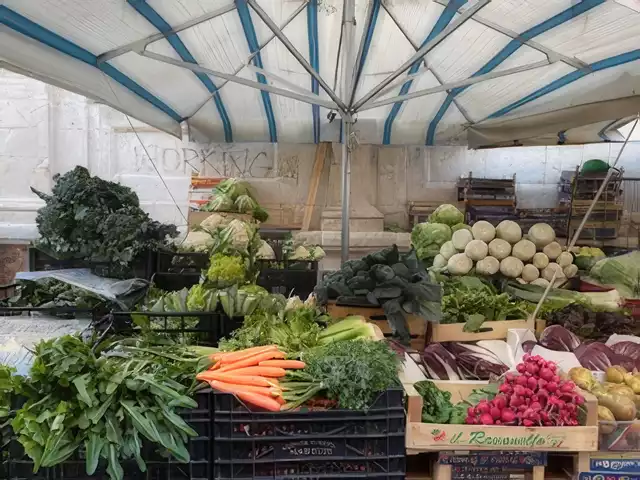 Farmers market in Syracuse
